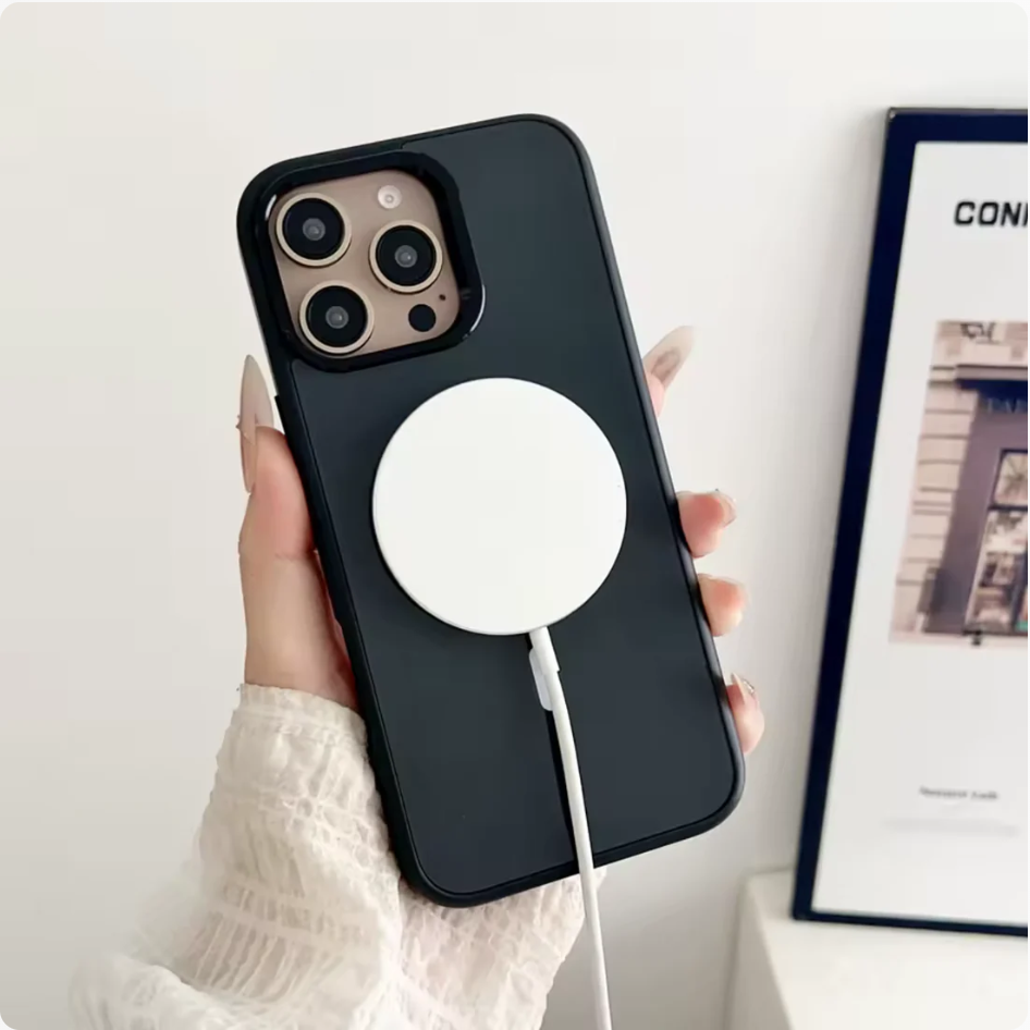 Round display NFC smart phone case with wireless technology